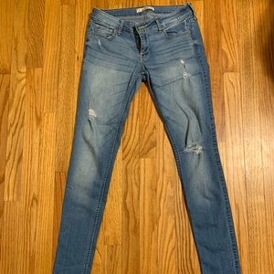 Hollister jeans